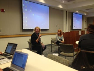 Laurie Scheer and Marilyn Atlas role play to get their point across in WIFTI Summit / ScriptDC's "Pitch U".